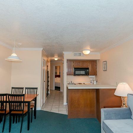 Family Friendly Coastal Condo Галвестон Экстерьер фото