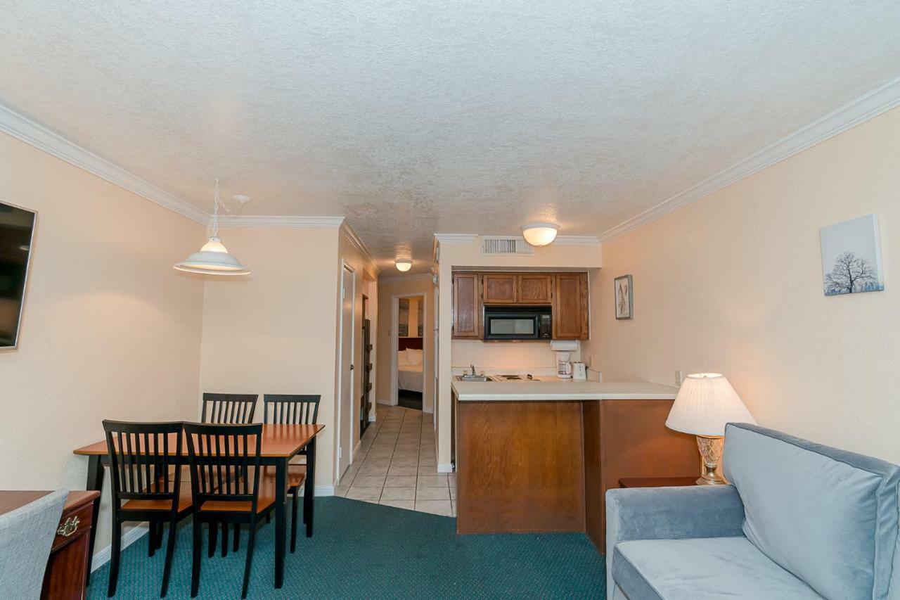 Family Friendly Coastal Condo Галвестон Экстерьер фото