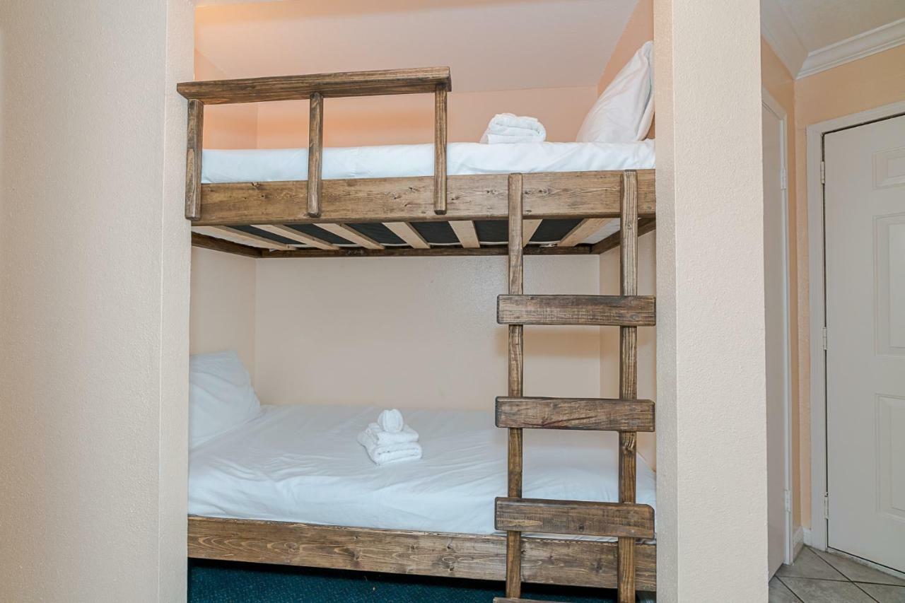 Family Friendly Coastal Condo Галвестон Экстерьер фото