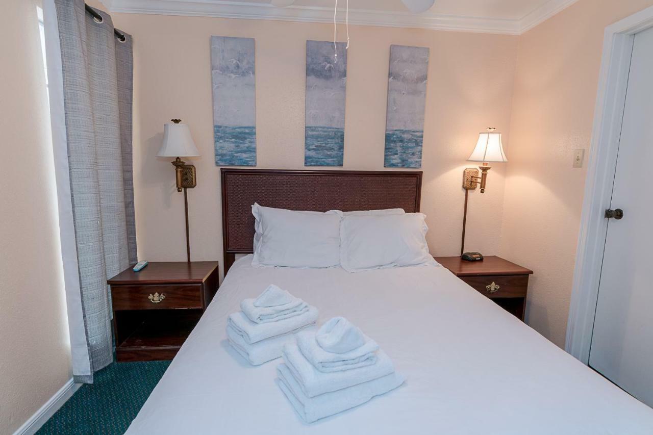 Family Friendly Coastal Condo Галвестон Экстерьер фото